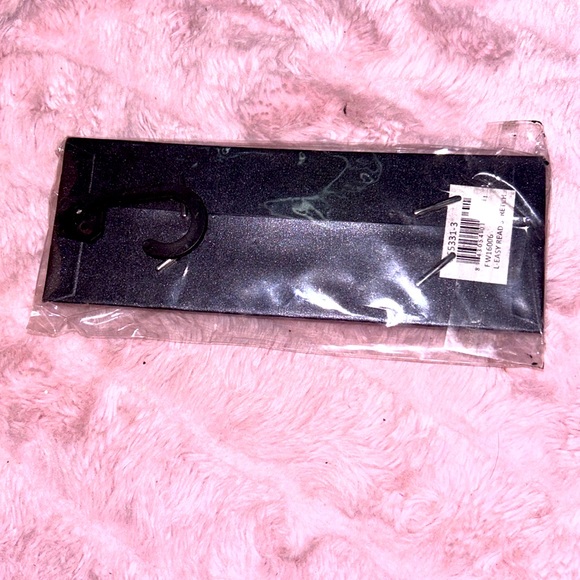 Watch - Picture 2 of 2